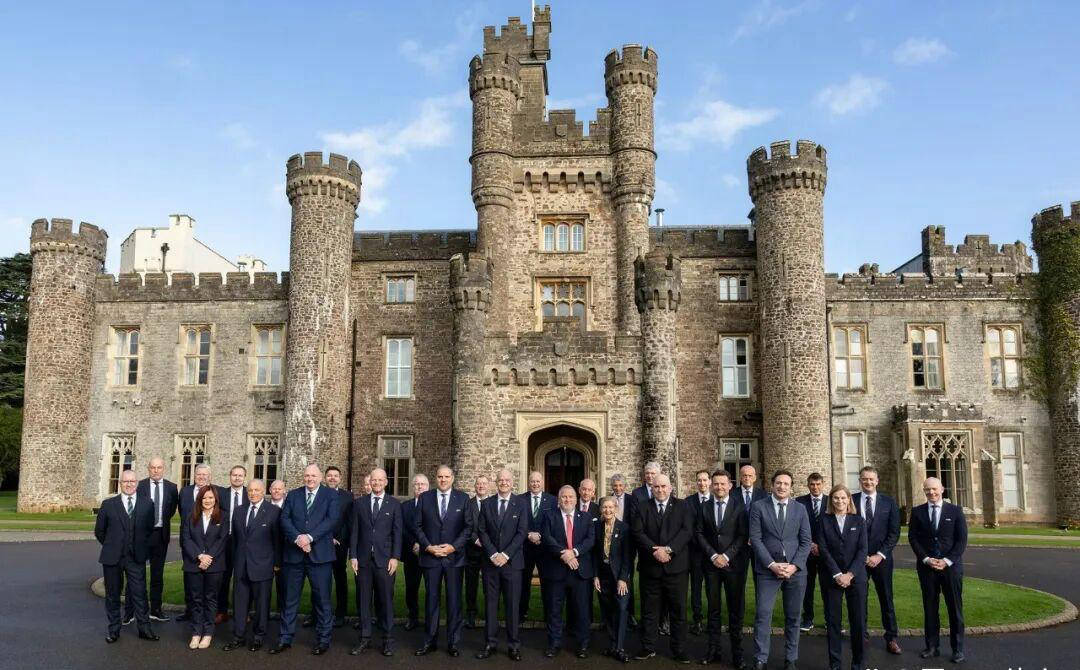 国际足联新规发布：严禁拖延比赛时间，VAR规则全面升级