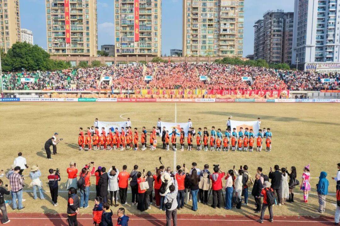 足球小白速成懂球帝：看懂韶关“红超”比赛，这篇绝对够用！